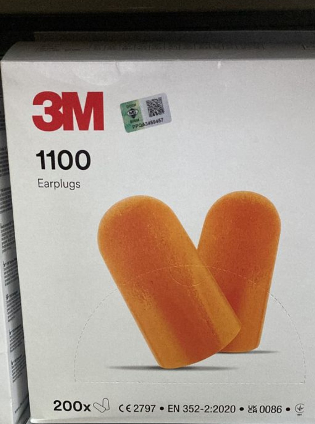 3M 1100 Disposable Earplug with DOSH SIRIM (200 per box)