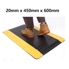 Description: Mats with anti-fatigue, anti-slip, and heavy-duty type Size : 20MM X 600MM X 900MM