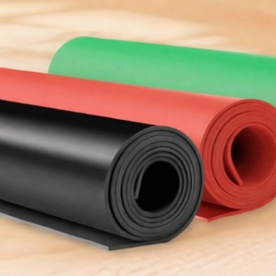 INSULATED CARPET;BLACK RED GREEN RUBBERMAT (HIGH VOLTAGE:10KV) 5MM THICKNESS 1M X 10M