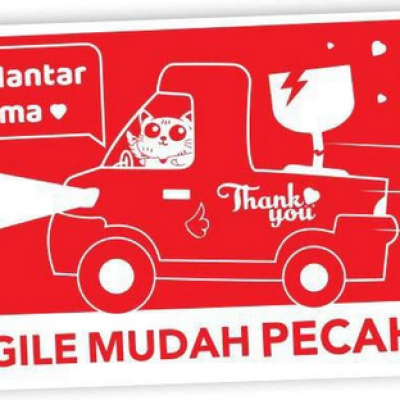 WATERPROOF STICKER, FRAGILE HANDLE WITH CARE (5CMX7CM)