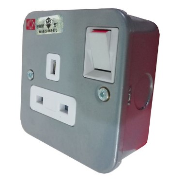 UMS METALCLAD 13A SWITCH SOCKET