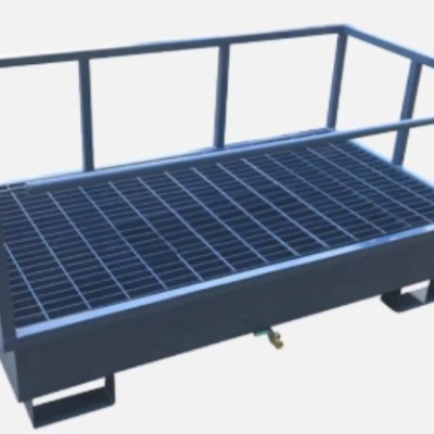 dual drum offshore rack with safety fence