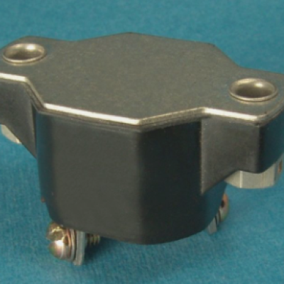 CIRCUIT BREAKER