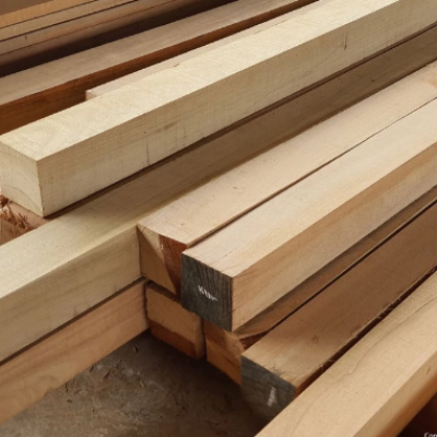 Kayu Balau Solid Wood 4" x 4" (10 ft)