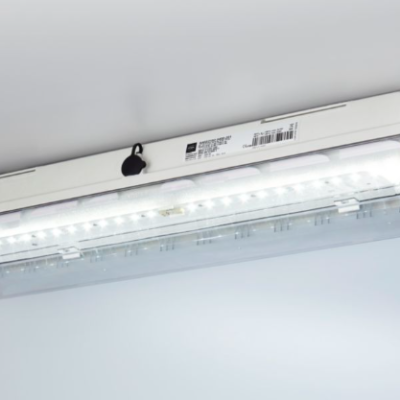 R.STAHL 267077 6002 4 LED Linear Luminaire, 42W, 5810lm, 5000K, IP66 IP67, IECEx & ATEX Explosion Proof For Hazardous Areas