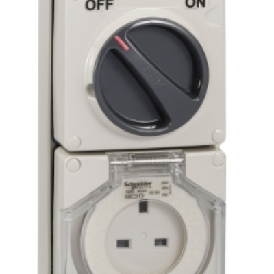 *Schneider Clipsal S56C313GY 13A Weatherproof Switched Socket IP66