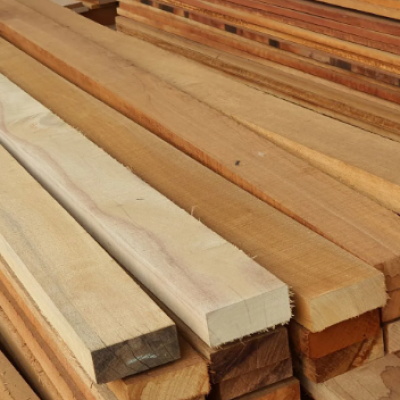 *Kayu OT 2" x 4" x 12'