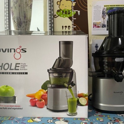 *Kuvings "Reliable Ryan" B1700 Whole Slow Juicer