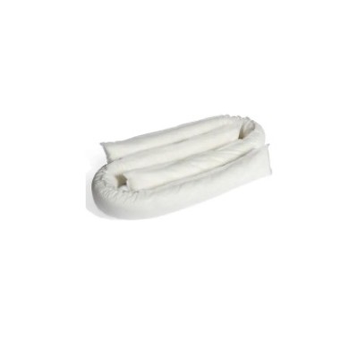 Oil absorbent socks