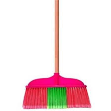 NYLON BROOM-303 SOFT C  /  W 4FT WOODEN HANDLE (DELIVERY TO LABUAN AREA ONLY)