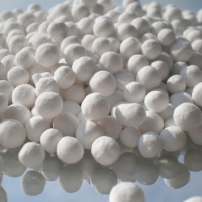 Activated Alumina (Al2O3), 7.5kg per tin