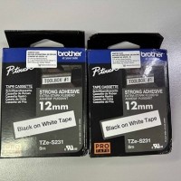 TZE STRONG ADHESIVE TAPE BROTHER BLACK ON WHITE 12MM TZE-S231 (8M)